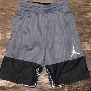 EUC Boys Air Jordan Wings Colorblock Shorts